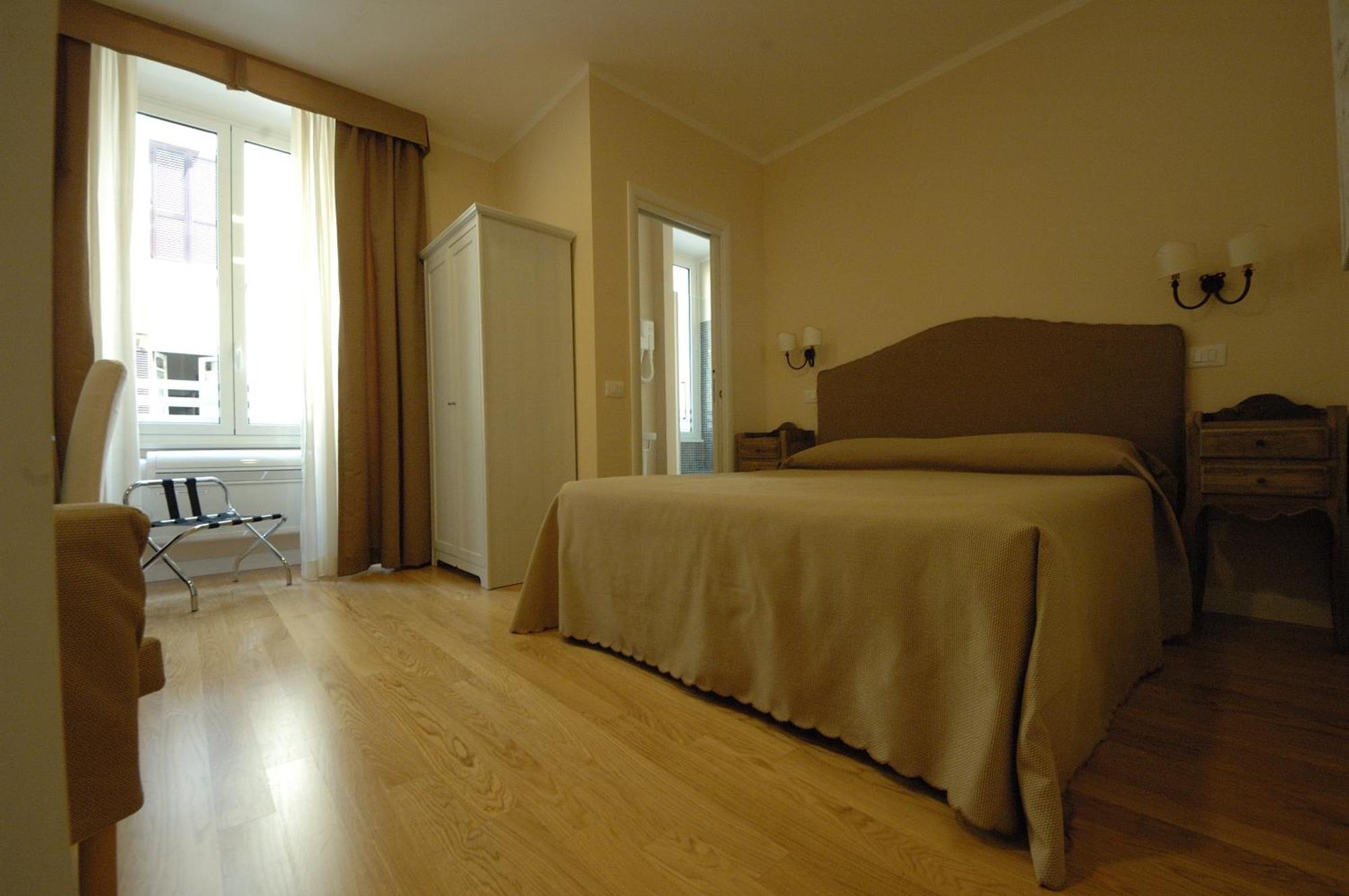 Residenza Dei Gracchi — Photos 3